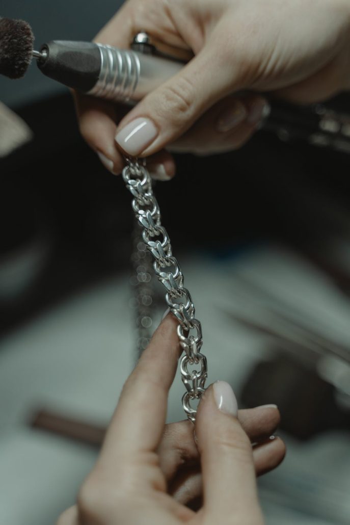 Silver Bracelet Auctions Australia Silver Bracelet Auctions Australia - Custom made silvery jewellery